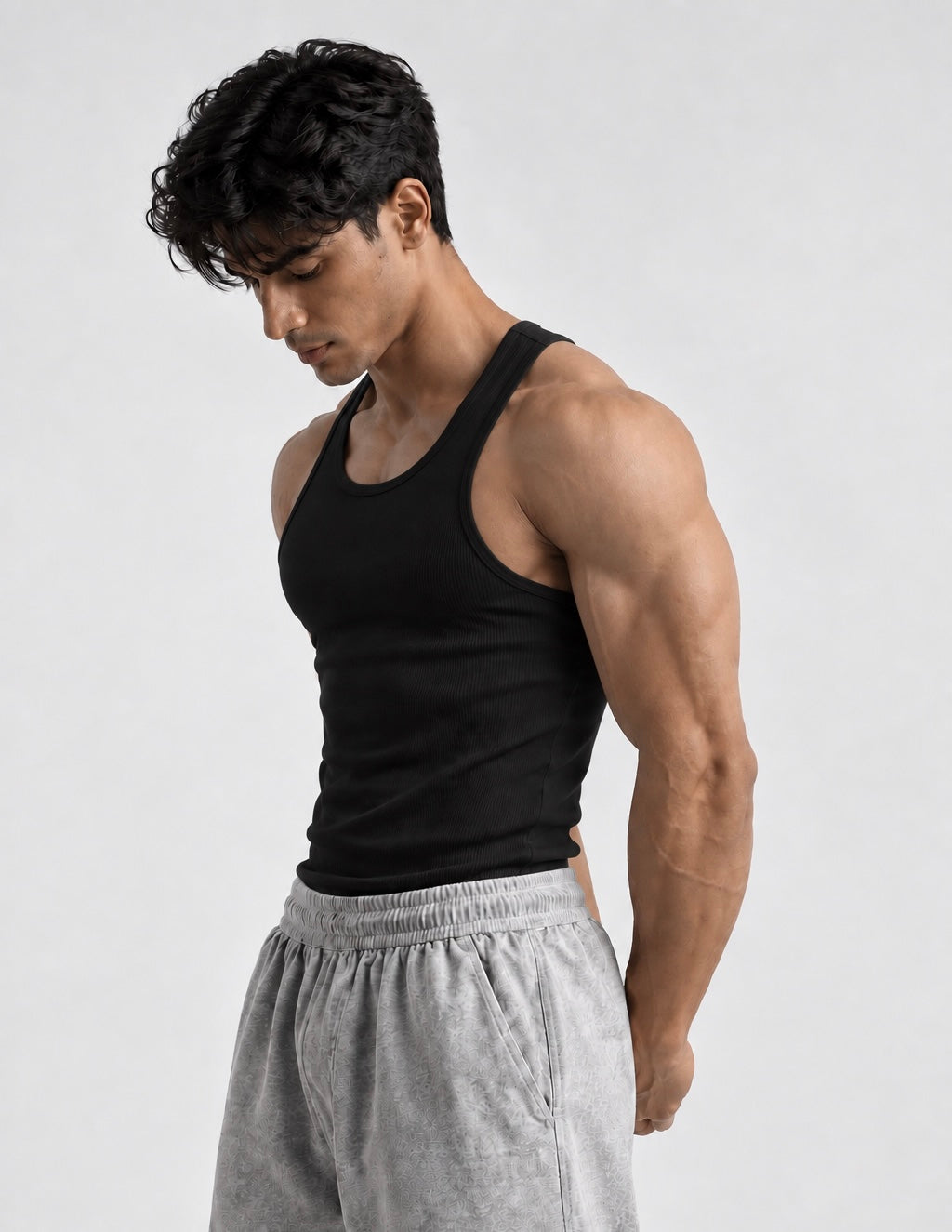 BLACK RIBBED VEST